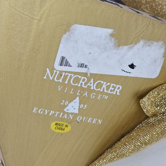 Egyptian Queen Nutcracker Figurine 2005 Nutcracker Village 14" W/ Cat - Picture 6 of 8